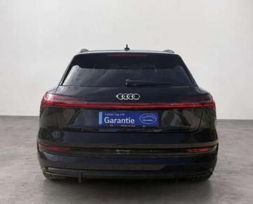 Audi E-tron S Line 55 — photo 4
