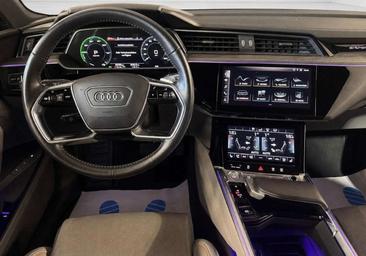 Audi E-tron S Line 55 — photo 13
