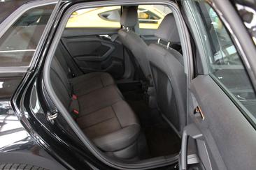 Audi A3 Sportback Advanced 35 TDI — photo 10