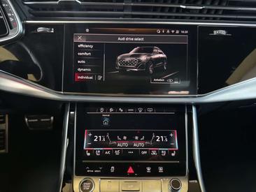 Audi Q8 S Line 50 TDI — photo 18