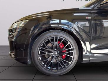 Audi Q8 S Line 50 TDI — photo 31