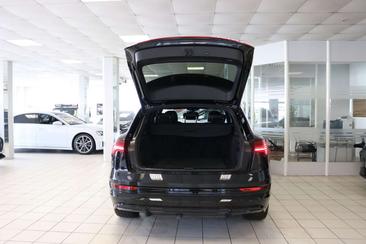 Audi E-tron S Line Black 55 — photo 8