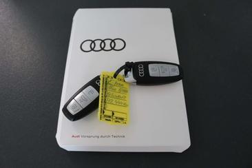 Audi E-tron S Line Black 55 — photo 27