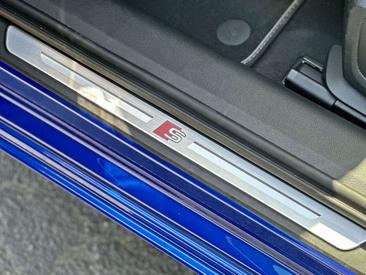Audi S6 Avant TDI — photo 8