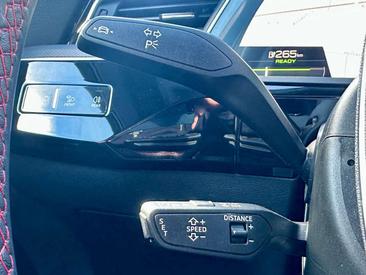 Audi Q8 E-tron S Line Black 55 — photo 16