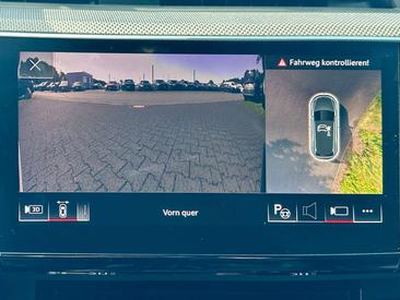 Audi Q8 E-tron S Line Black 55 — photo 22