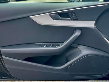 Audi A4 S Line 45 TFSI — photo 6
