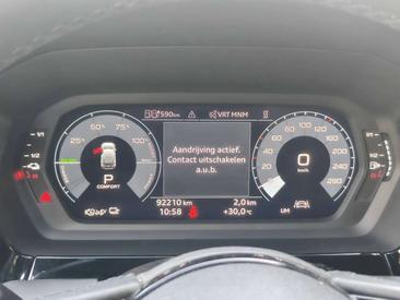 Audi A3 S Line 45 TFSI E Competition — photo 10