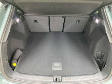 Audi Q4 E-tron S Line — photo 13