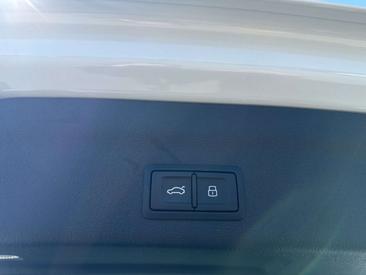 Audi S6 Avant TDI — photo 16