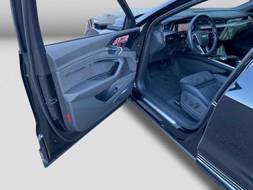 Audi E-tron S Line 55 — photo 11