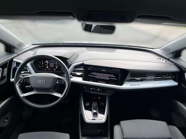 Audi Q4 E-tron 40 — photo 9