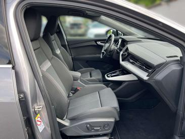 Audi Q4 E-tron 40 — photo 14