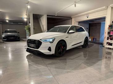 Audi Q8 E-tron Black Edition — photo 15