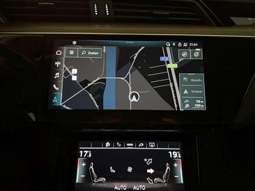 Audi Q8 E-tron Black Edition — photo 16
