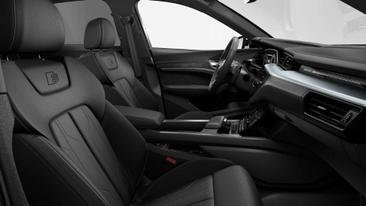 Audi E-tron — photo 7