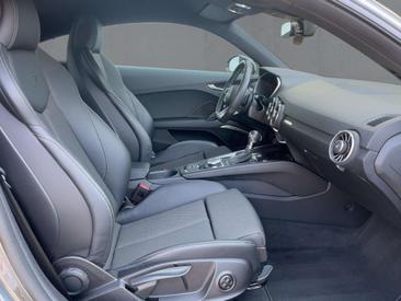Audi TT S Line 45 TFSI — photo 11
