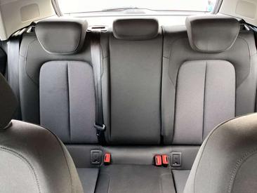 Audi Q2 Advanced 35 TFSI — photo 11