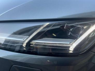 Audi TT S Line 45 TFSI — photo 14