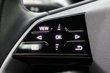 Audi Q4 E-tron 35 — photo 21