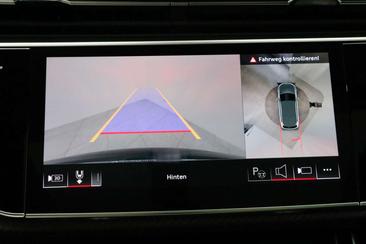 Audi SQ7 — photo 26