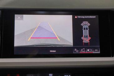 Audi Q4 E-tron 35 — photo 25