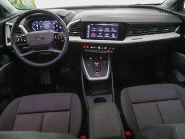 Audi Q4 E-tron 35 — photo 26