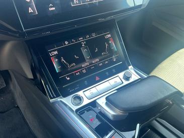 Audi E-tron S Line 50 — photo 19
