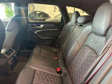 Audi RS6 Avant — photo 15
