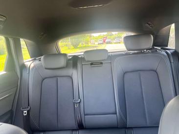 Audi E-tron S Line 50 — photo 21