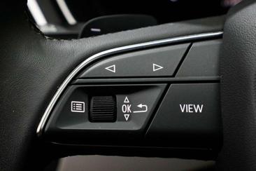 Audi A4 40 TDI — photo 22