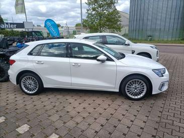 Audi A3 Sportback Advanced 40 TFSI E — photo 4