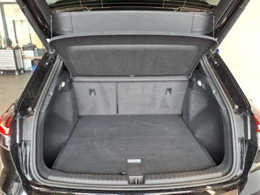 Audi Q4 E-tron — photo 5