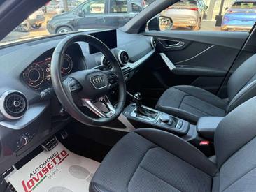 Audi Q2 S Line 35 TFSI — photo 12