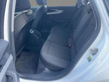 Audi A4 S Line 40 TDI — photo 6