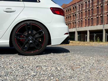 Audi RS3 — photo 15