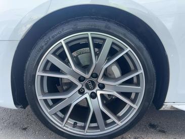 Audi A4 S Line 40 TDI — photo 10