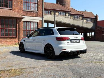 Audi RS3 — photo 17