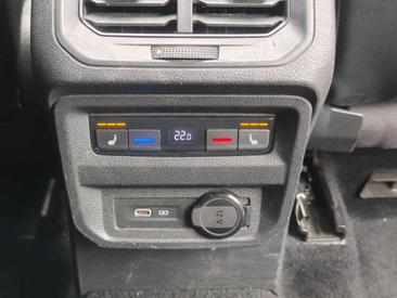 Volkswagen TIGUAN 4Motion R-Line — photo 14