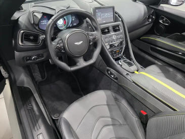 Aston Martin DBS (2018-24) DBS 770 Ultimate Volante — photo 3