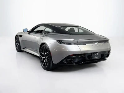 Aston Martin DB12 V8 Coupe