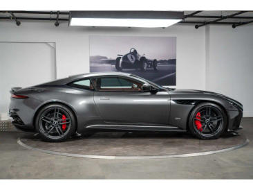 Aston Martin DBS (2018-24) DBS Superleggera Coupe — photo 17