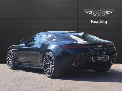 Aston Martin DB12 V8 Coupe