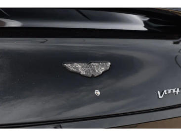 Aston Martin Vanquish II Vanquish S Coupe — photo 46