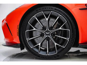 Aston Martin Vantage (2024-) Vantage Coupe — photo 15