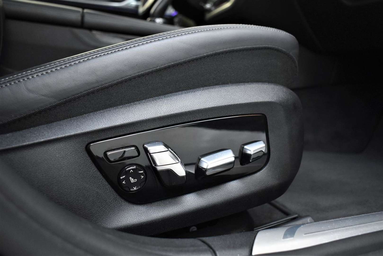 BMW Série 7 M Sport 750Li XDrive - 2018 - Joinsteer - #14