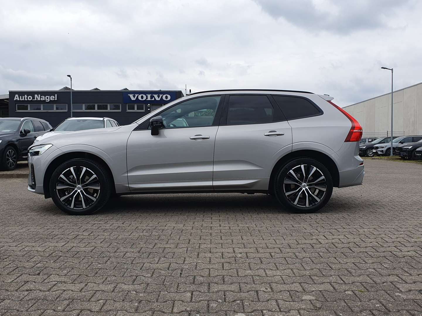 Volvo XC60 B4 Plus - 2023 - Joinsteer - #3