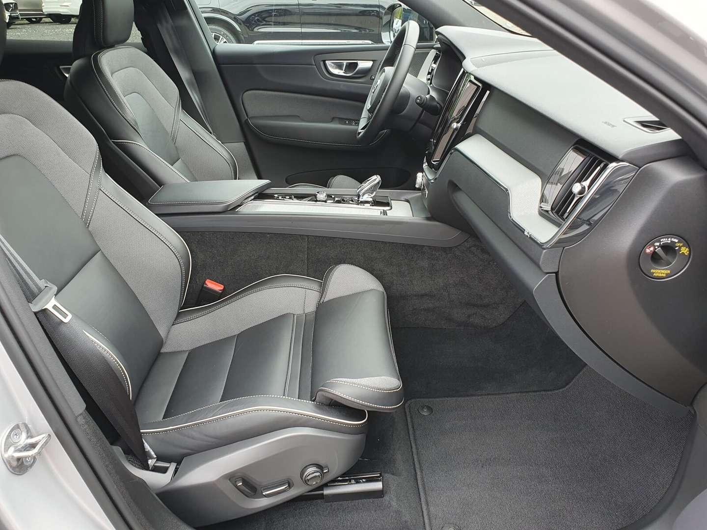 Volvo XC60 B4 Plus - 2023 - Joinsteer - #9
