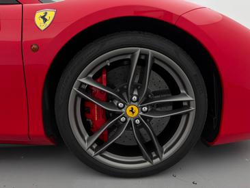 Ferrari 488 Spider — photo 10
