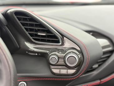 Ferrari 488 Spider — photo 21